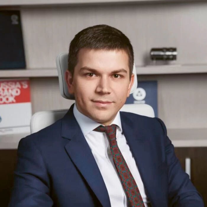 Дмитрий Баженов